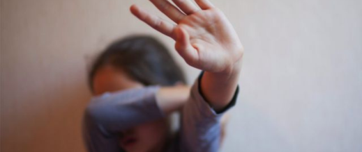 تلميذة تتعرض لاغتصاب جماعي على يد زملائها في الفصل