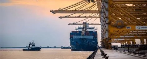 المغرب يطلق خطًا بحريًا جديدًا لتعزيز صادراته نحو الأسواق الأوروبية