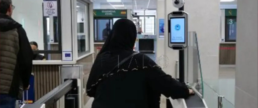 مدريد توضح حول توقفات مؤقتة لنظام الحدود الذكي بمليلية المحتلة