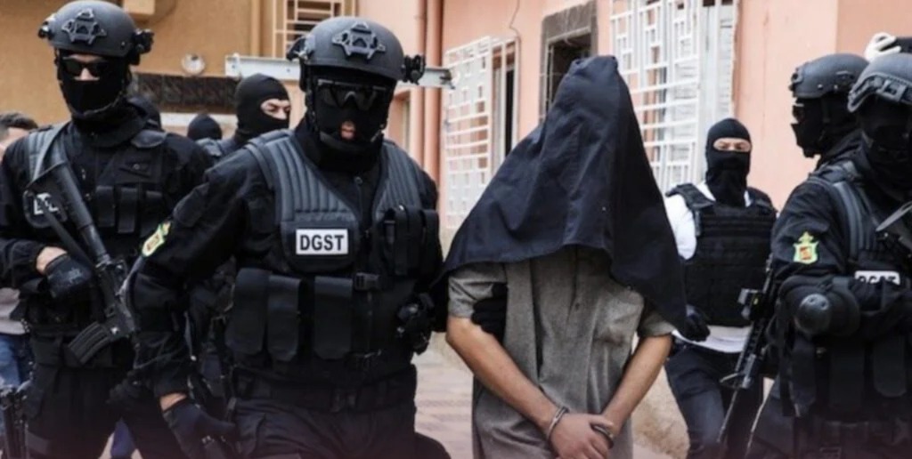 توقيف شابين بجرسيف وصاكة للاشتباه في تبنيهما لأفكار "داعش" المتطرفة