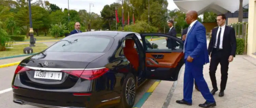 كيف استطاع رئيس الكاف باتريس موتسيبي حضور كل مباريات “الكان”؟