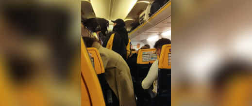 طائرة انطلقت من المغرب تغيّر مسارها وتهبط اضطرارياً بمطار مارسيليا