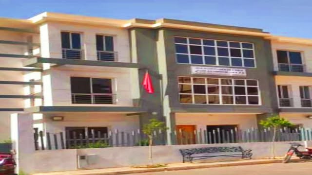 إهمال يهدد مشروعا تنمويا بدار الكبداني.. المركز المتعدد التخصصات يتحول إلى فضاء مهجور رغم كلفته الباهظة