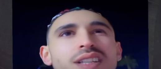 بأمر من النيابة العامة.. توقيف جزائري بمطار الدار البيضاء وفتح تحقيق في إهاناته للمغاربة