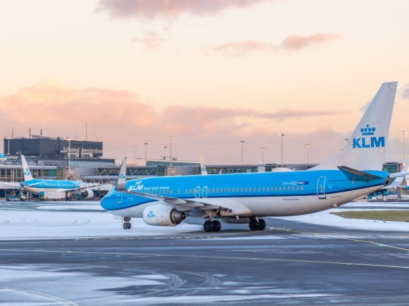 بسبب التقلبات الجوية.. اضطرابات واسعة في النقل الجوي والسككي بوسط أوروبا 