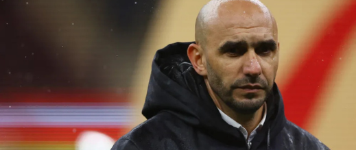 الركراكي يتوج بلقب أفضل مدرب في “الكان”