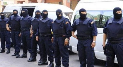 عناصر أمنية خاصة تعتقل ثلاثة شبان من وسط الناظور يشتبه بعلاقتهم مع داعش 