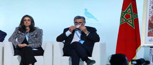 دموع أخنوش ترافق قراره عدم الترشح لولاية جديدة على رأس الأحرار