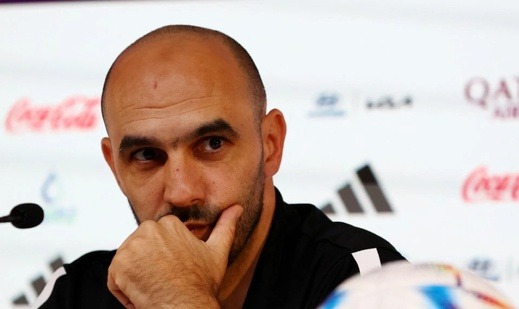 أنباء متضاربة حول مصير الركراكي وترقب لبلاغ الجامعة