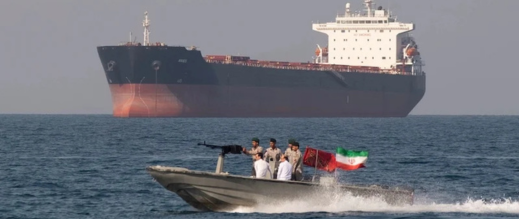 عبور أول ناقلة نفط غير إيرانية مضيق هرمز منذ بدء الحرب