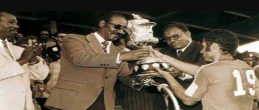 حقيقة الانسحاب من مباراة المغرب وغينيا 1976.. شاهد من قلب الحدث يضع النقاط على الحروف