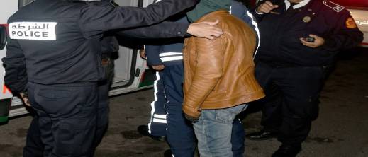 حجز "كوكايين" وحشيش داخل شقة مشبوهة بتطوان وتوقيف رجلين وسيدتين في أول أيام العيد