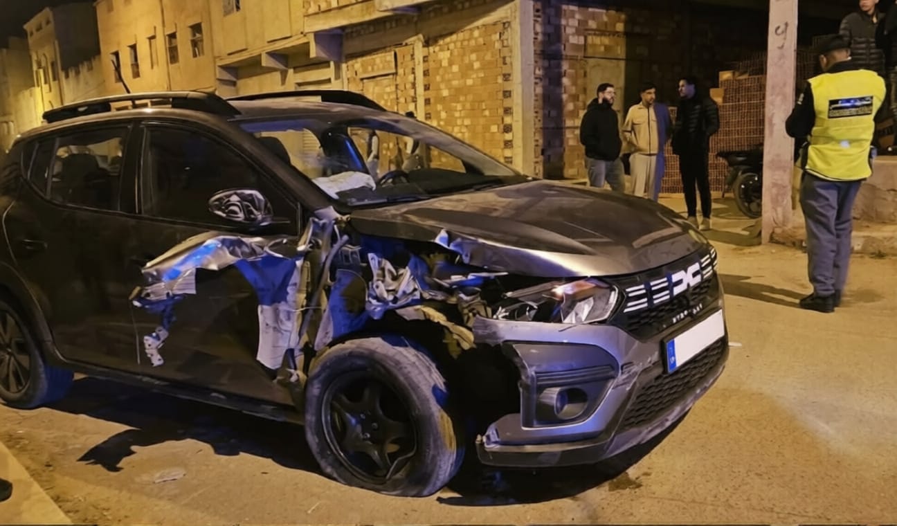 سيارة كراء تتسبب في اصطدام عنيف بالدريوش.. تحقيق يكشف الملابسات