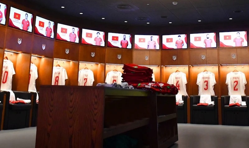 هذه تشكيلة الأسود لمواجهة الإكوادور