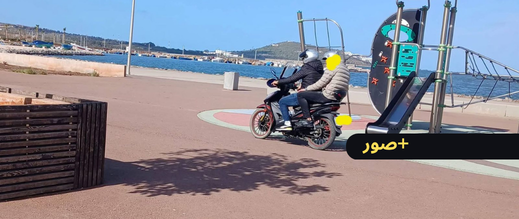 فوضى الدراجات النارية تجتاح كورنيش الناظور وشارع 80 في ظل غياب تدخل وكالة مارشيكا