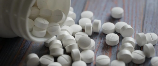 ابتدائية الحسيمة تضرب بيد من حديد في قضايا الاتجار بالمخدرات