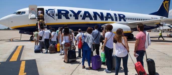 الناظور ضمن الوجهات المتأثرة… مخاوف من تقليص رحلات Ryanair نحو المغرب