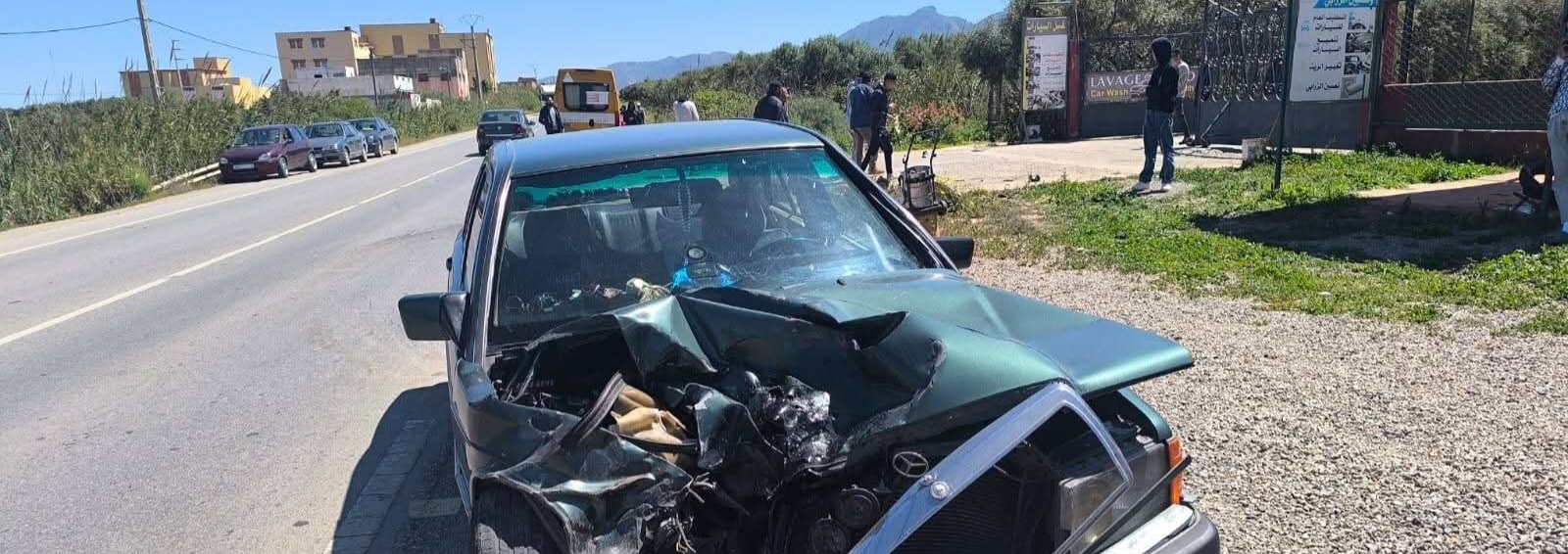 حادث سير خطير بقرية أركمان يُصيب شابين بجروح وكسور