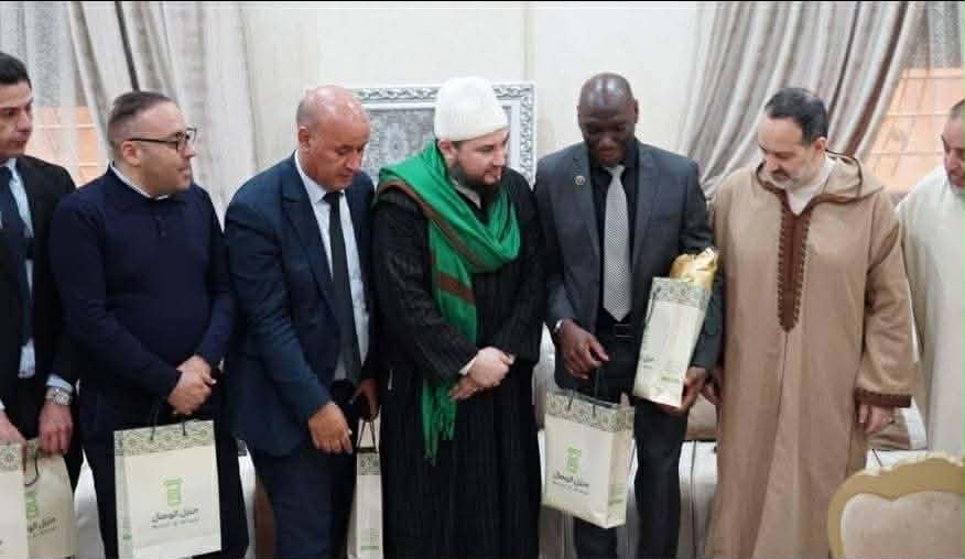 الدبلوماسية الروحية.. زيارة القائم بأعمال سفارة جنوب إفريقيا للزاوية القادرية البودشيشية بمداغ