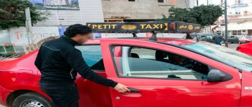 إصلاح مرتقب يهز قطاع سيارات الأجرة بالمغرب.. رخص محدودة وبطاقات إلكترونية