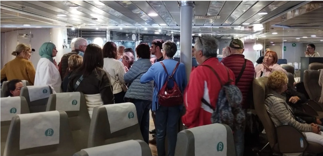 تعطل باخرة بين إسبانيا والمغرب يربك رحلة مئات المسافرين