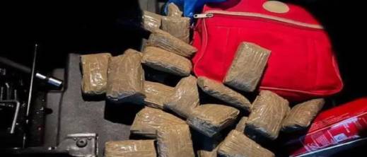 50 كيلوغراما من الشيرا تسقط بباب سبتة.. توقيف بلجيكي (58 سنة) في عملية محكمة