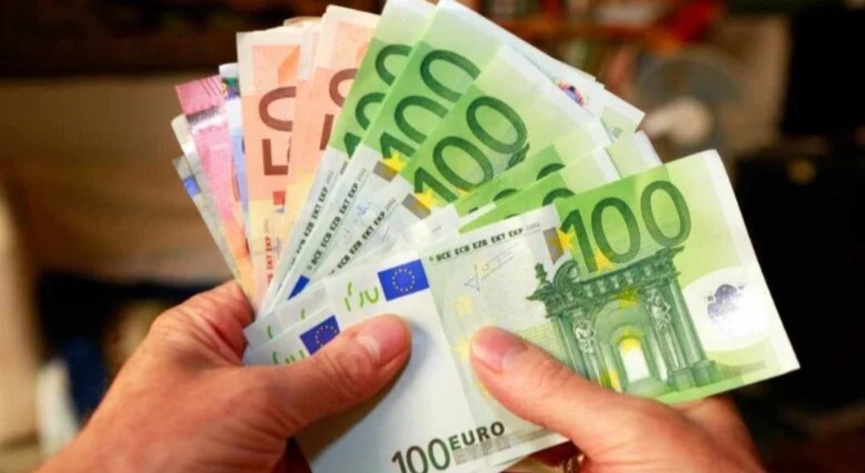 الجالية المغربية في هولندا تحت الضغط.. هل يجبر الأبناء على تحمل تكاليف رعاية الآباء؟