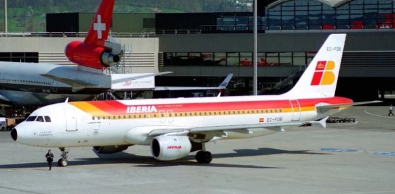 يهم الجالية.. إسبانيا تدعو لحجز تذاكر الطيران مبكرا تحسبا لارتفاع الأسعار