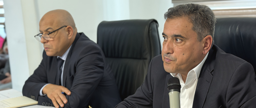 بتصويت الأغلبية.. مجلس إقليم الناظور ينهي مهام محاميه