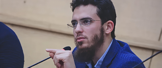 المخترع المغربي يوسف العزوزي يحصد براءة اختراع يابانية لابتكار يفتح آفاقا جديدة لمواجهة السرطان