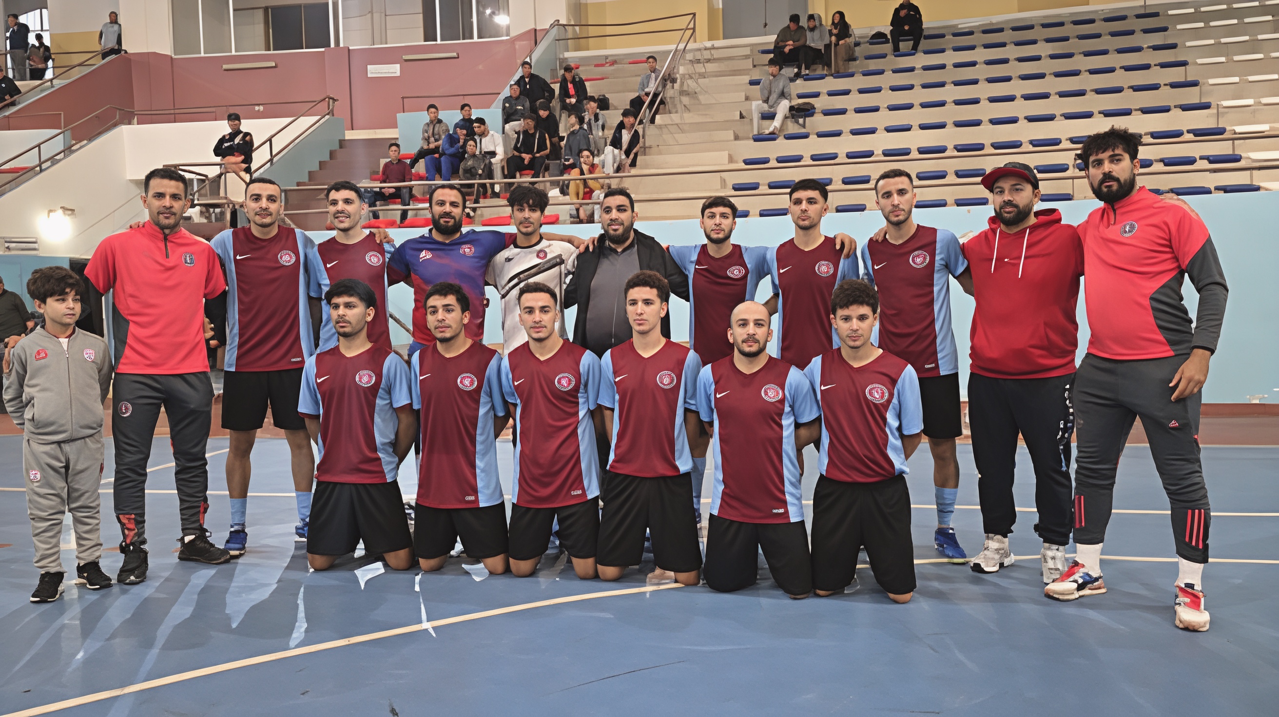 فتح الناظور لكرة القدم داخل القاعة يحتفل بالصعود ويدعو جماهيره للحضور المكثف