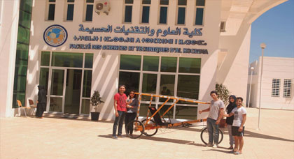 عرض إبتكار لطالبين بكلية العلوم والتقنيات حول صناعة “دراجة شمسية”‎