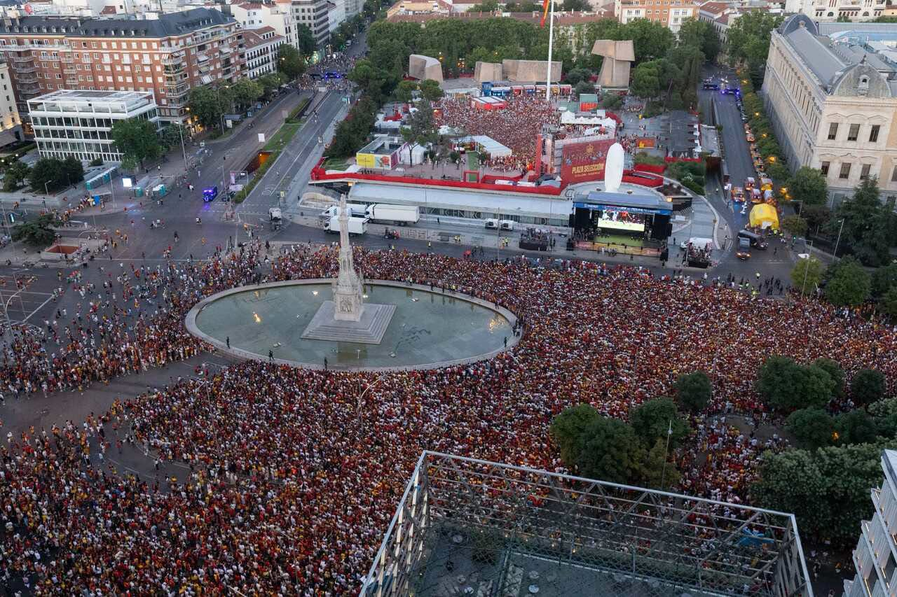 مونديال 2026.. أكثر من مليون مشجع يغزون شوارع مدريد لإستقبال المنتخب الإسباني