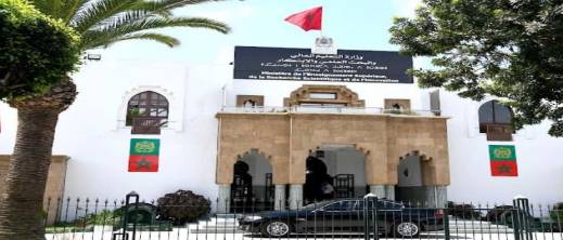 رسوم التسجيل للموظفين في التوقيت الميسر.. رؤية إصلاحية يقودها الوزير الميداوي وتجارب دولية تدعمها