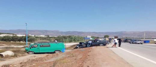 حادثة سير خطيرة بالطريق الساحلية في الحسيمة.. نقل شخصين إلى المستشفى