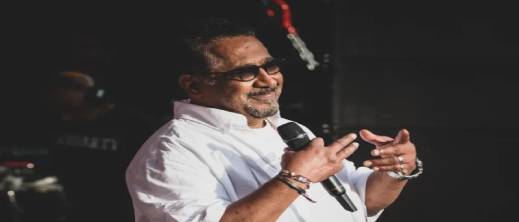 من منصة رباط إفريقيا.. الشاب خالد يوجه رسالة للملك محمد السادس
