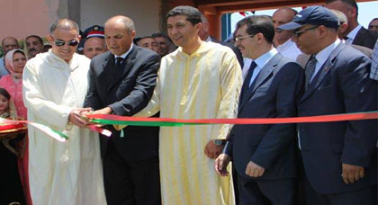 بحضور تمثيلية من الناظور.. فوزي لقجع يدشن ثلاثة ملاعب معشوشبة ومركز للتربص ببركان