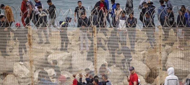 رسالة مغربية لأوروبا: ملتزمون بإعادة عابري سبتة والتصدي لشبكات التهريب والتضليل