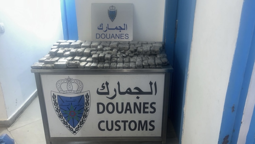 إحباط تهريب أكثر من 74 كلغ من "الشيرا" بمعبر باب سبتة