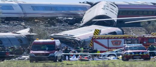 حادث قطاري إسبانيا.. ارتفاع الحصيلة إلى 64 قتيلا و80 مصابا