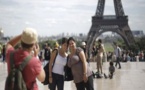 الاعتداءات الإرهابية وسوء الطقس قلصوا من عدد السياح في فرنسا