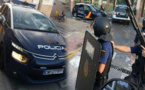 مجهولون رشقوا الشرطة الإسبانية بمليلية بالحجارة وسرقوا سيارتهم وبندقيتهم وجهاز إستقبال الإتصالات