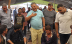 المنصوري يجوب سوق الأحد بالعروي وسط تأييد قوي من أنصاره