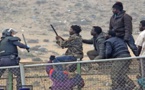اقتحام أكثر من 50 مهاجراً لسور مليلية الحدودي مع المغرب