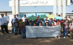 آباء وأولياء تلامذة يحتجون أمام مدرسة "الفدان الطويل" بجماعة البركانيين ضد المسؤولين في نيابة إقليم الناظور