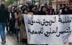 بسبب رفض نقلهم على متن حافلات النقل الجامعي طلبة الدريوش يعانون تزامنا واجتياز الامتحانات
