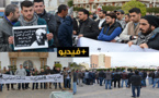 نشطاء الحراك الشعبي يجسدون وقفة تخليد ذكرى المجاهد "عبد الكريم الخطابي" وسط الناظور