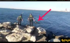 ثلاثة مهاجرين مغاربة يتسللون من بني أنصار إلى مليلية سباحة قبل أن يجدوا الحرس المدني في انتظارهم