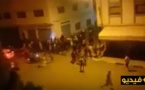 لحظة تدخل الأمن لتفريق المحتجين بإمزورن وأنباء عن مجموعة من الإعتقالات