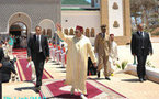 أمير المؤمنين يؤدي صلاة الجمعة بمسجد محمد السادس في الحسيمة